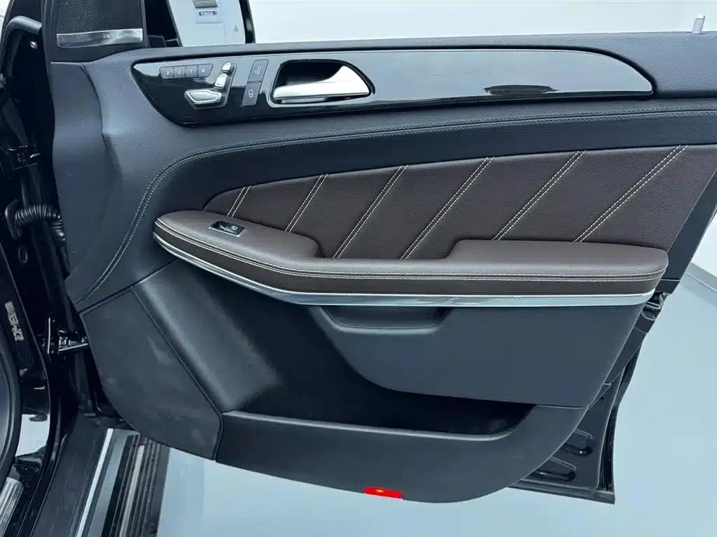 2016 Mercedes-Benz GLS AMG 63 4MATIC — миниатюра 11