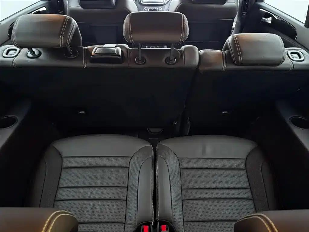 2016 Mercedes-Benz GLS AMG 63 4MATIC — миниатюра 27