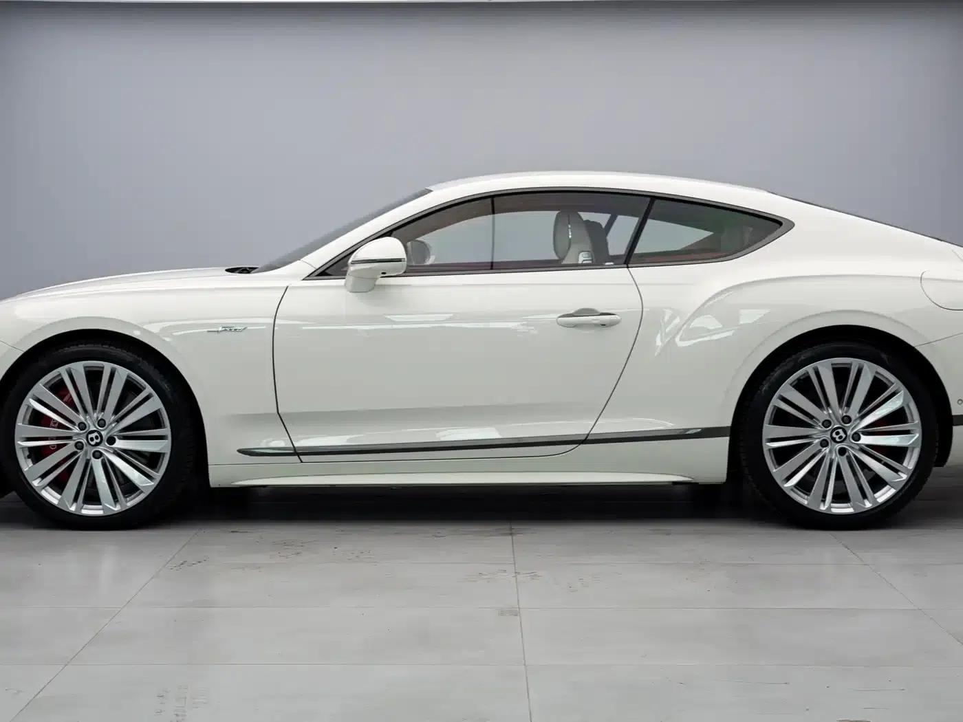 2025 Continental Plug-in Hybrid GT Ultimate Edition — миниатюра 4