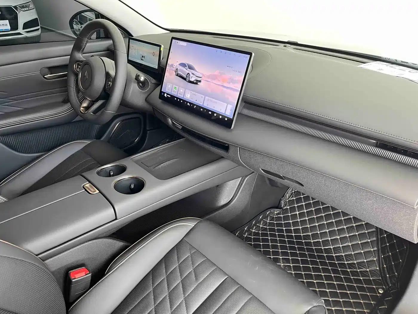 Baojun Enjoy 2025 Plug-in Hybrid 140km/h Luxury Edition — миниатюра 15