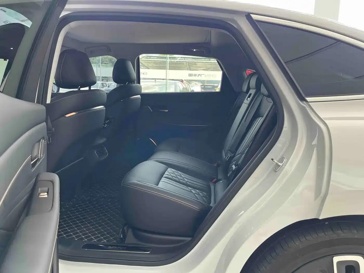 Baojun Enjoy 2025 Plug-in Hybrid 140km/h Luxury Edition — миниатюра 8