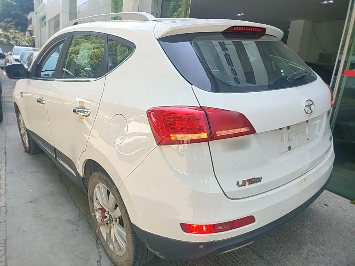 Used JAC Group Refine S5 2015 1.5T Automatic Elite Model — миниатюра 4