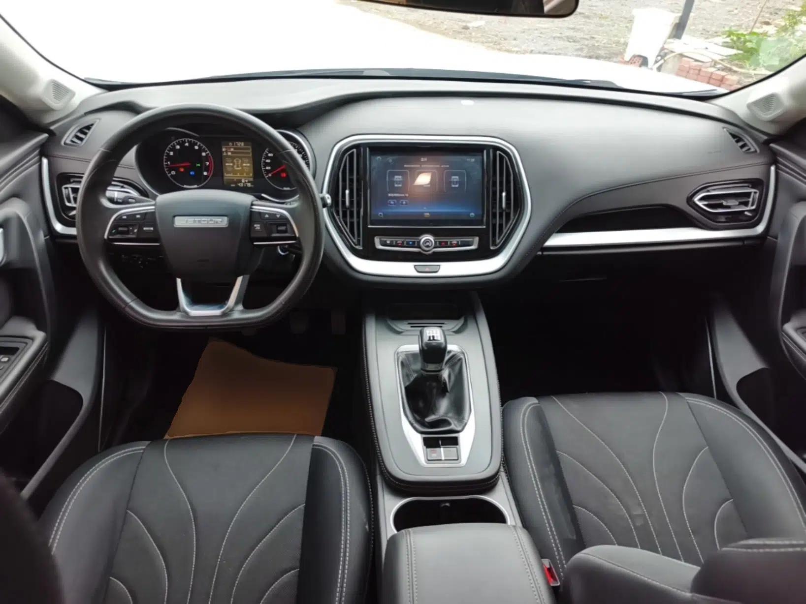 Used JETOUR X70M 2022 1.5T Manual Advanced Partner 7-Seater — миниатюра 12