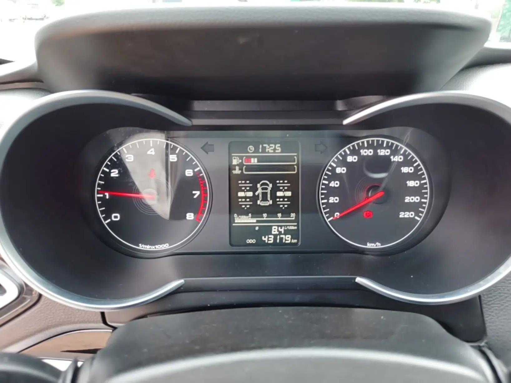 Used JETOUR X70M 2022 1.5T Manual Advanced Partner 7-Seater — миниатюра 14