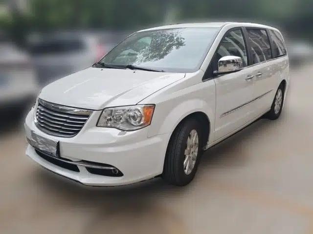 Used Chrysler Grand Voyager 2013 3.6L Luxury Edition