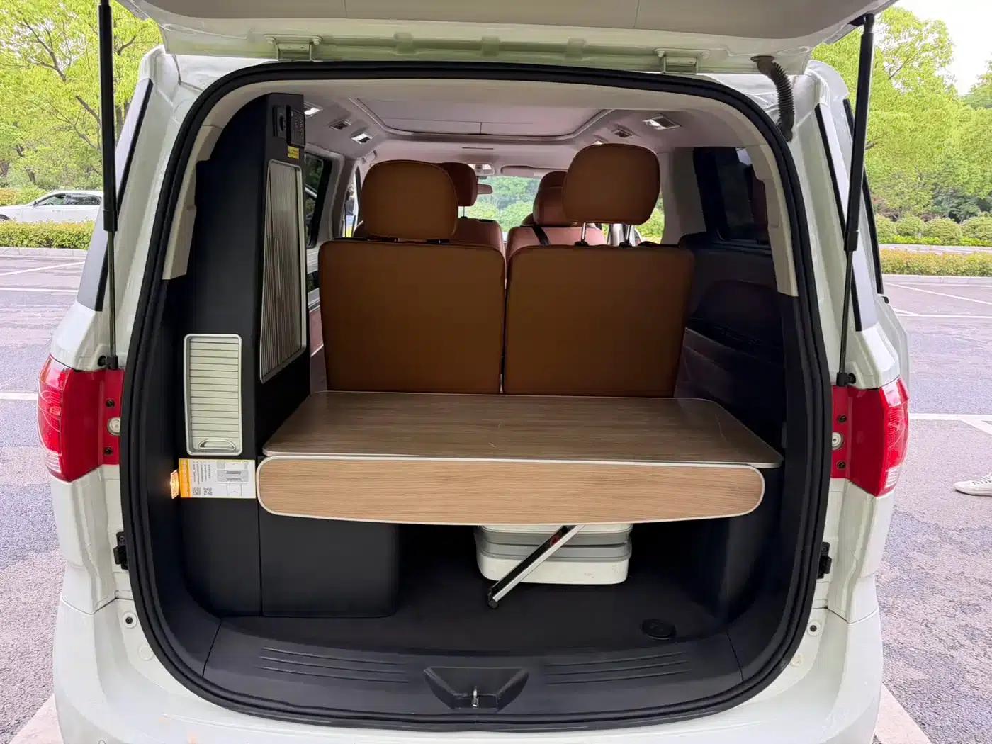 SAIC MAXUS RG10 2019 2.0TGI Pop-Top Camper Van Sunshine Edition — миниатюра 21