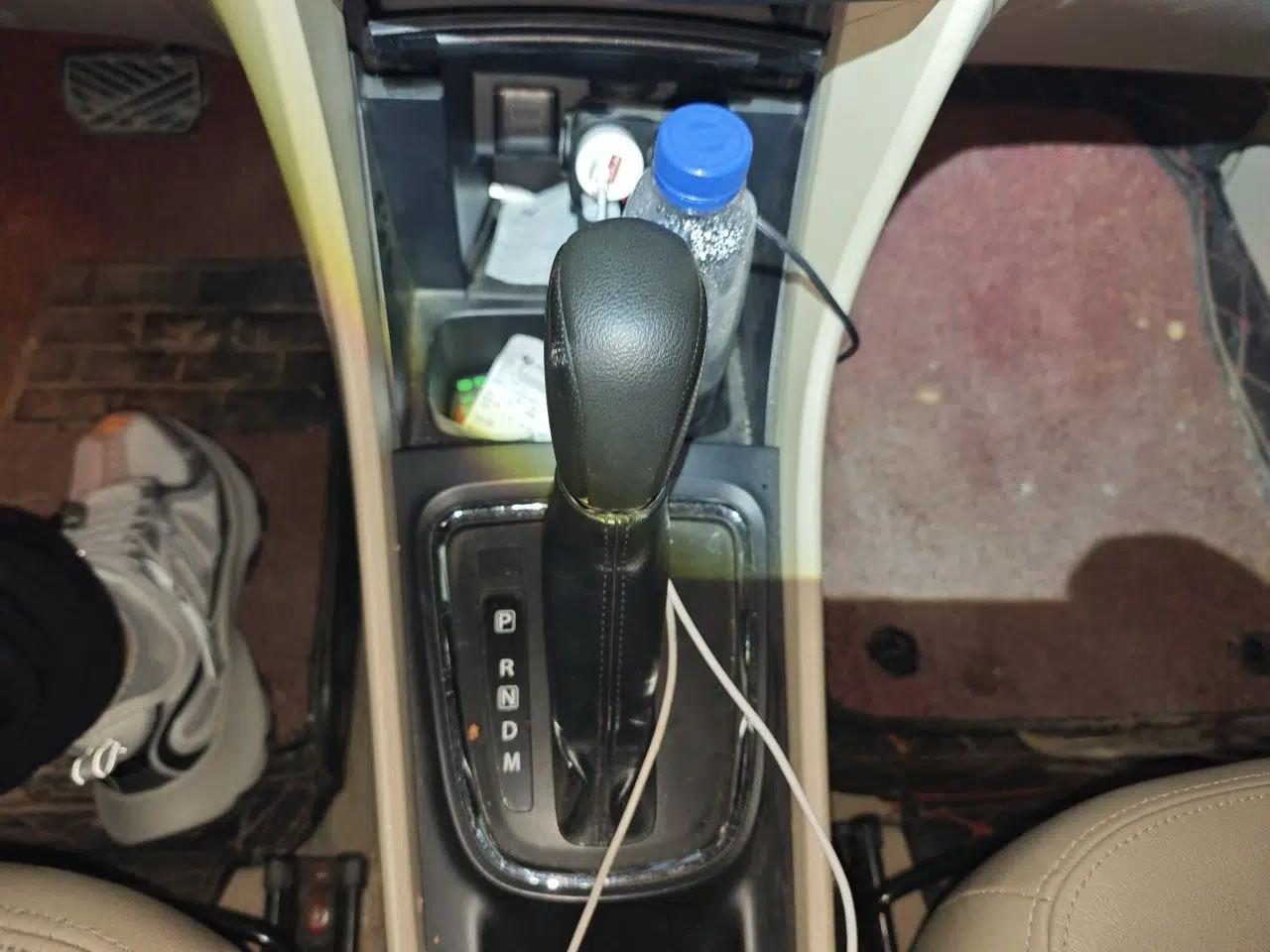 Used Suzuki Alivio 2015 1.6L Automatic Luxury Model — миниатюра 14
