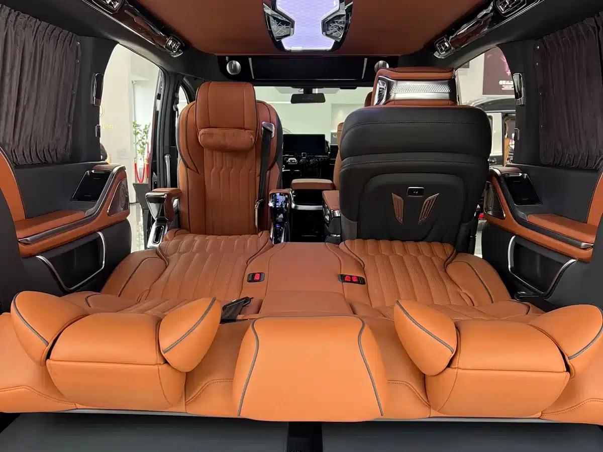 2025 HIACE 3.5L Automatic — миниатюра 16