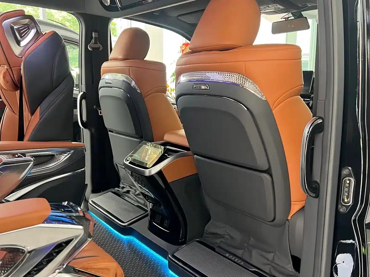 2025 HIACE 3.5L Automatic — миниатюра 10