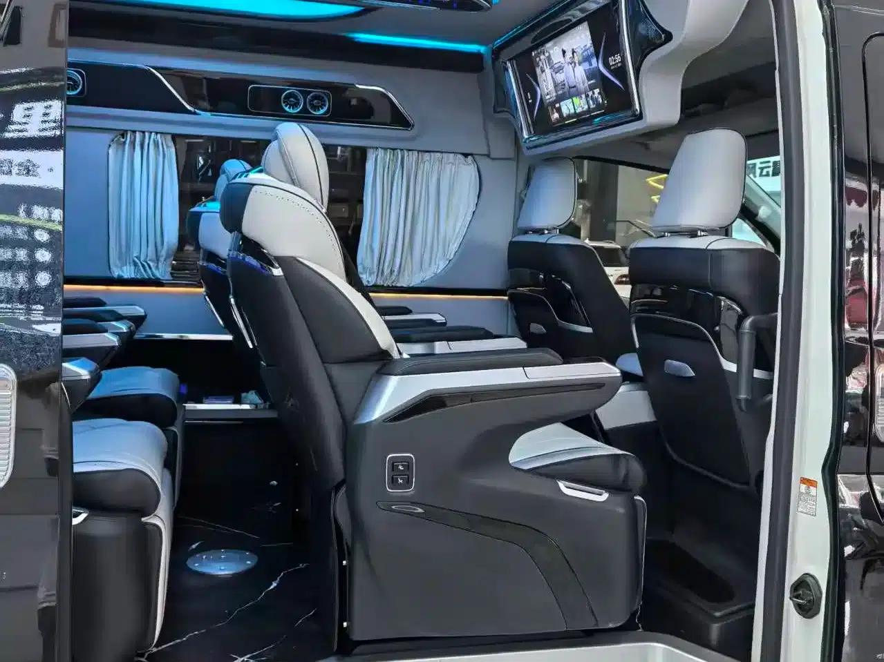 2022 HIACE 3.5L Middle East Edition — миниатюра 37