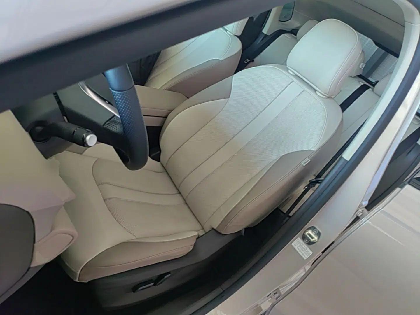 Used MG ES5 2025 525max Rear-Drive Intelligent Driving Version — миниатюра 17