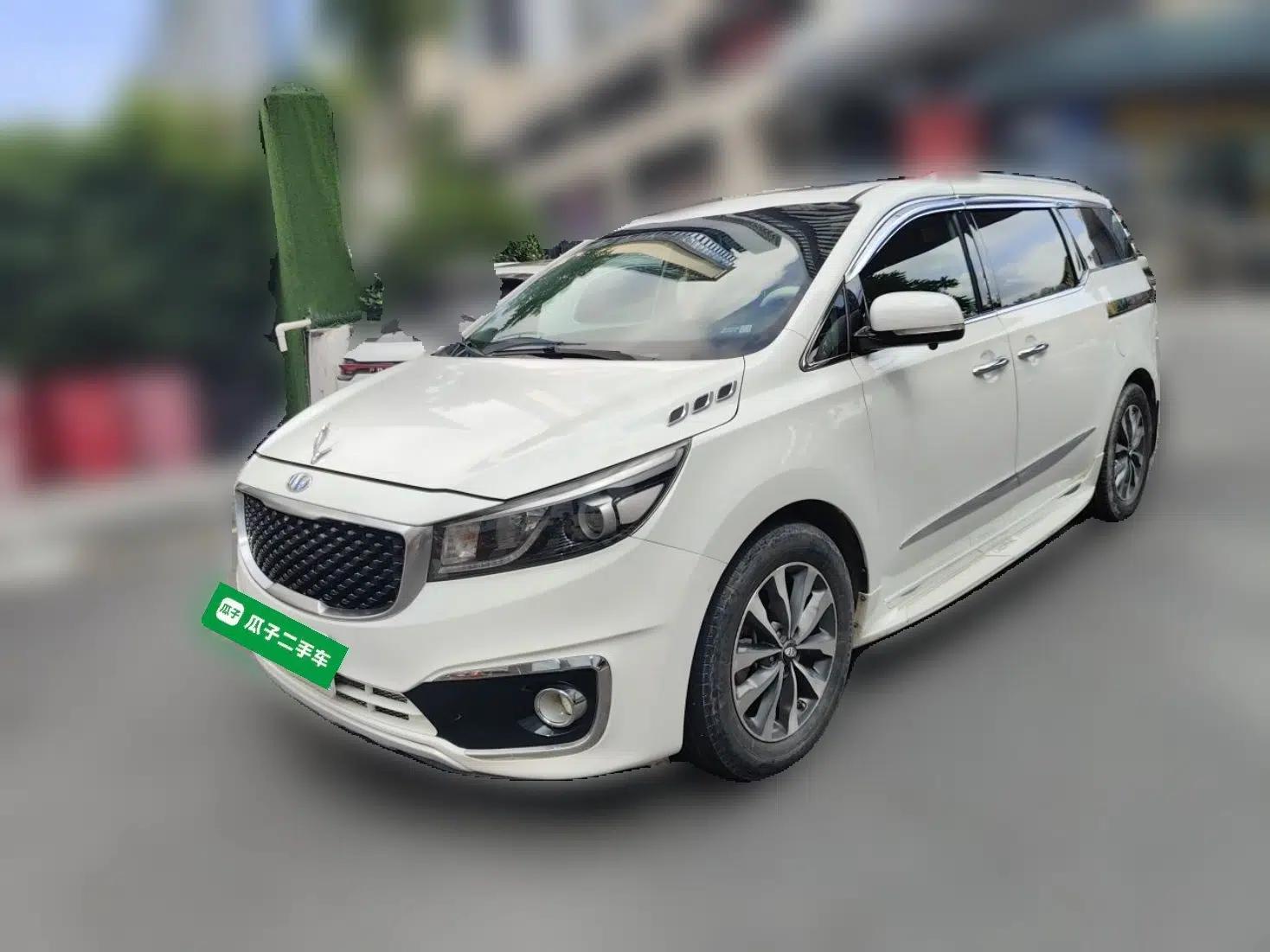 Used Kia Carnival 2015 3.3 GDI Luxury Edition China IV Standard — миниатюра 1
