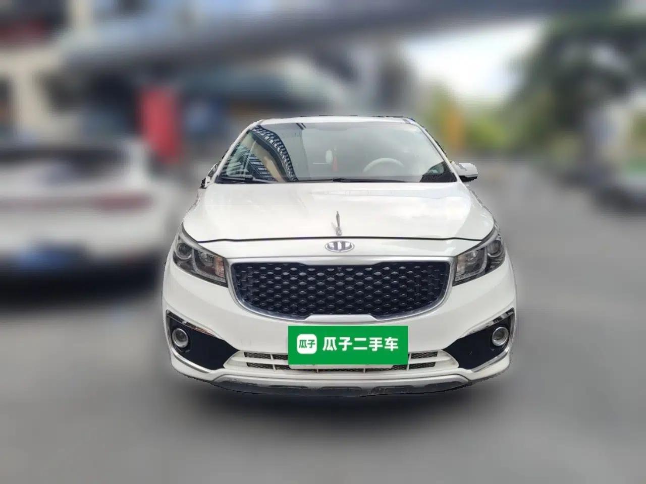 Used Kia Carnival 2015 3.3 GDI Luxury Edition China IV Standard — миниатюра 2