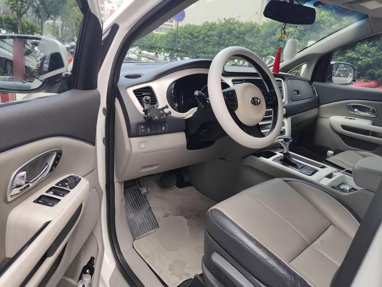 Used Kia Carnival 2015 3.3 GDI Luxury Edition China IV Standard — миниатюра 16