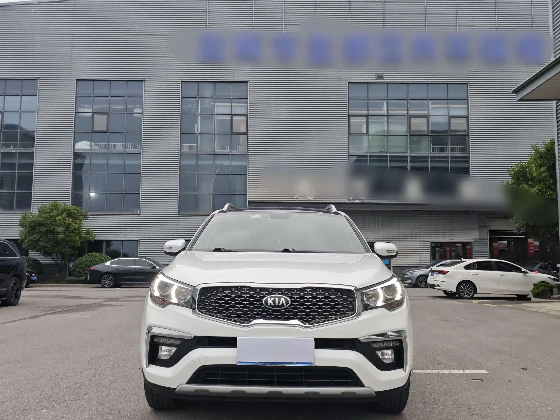 Used Kia KX7 2020 2.0T Automatic Two-Wheel Drive GLS 7-Seater — миниатюра 15