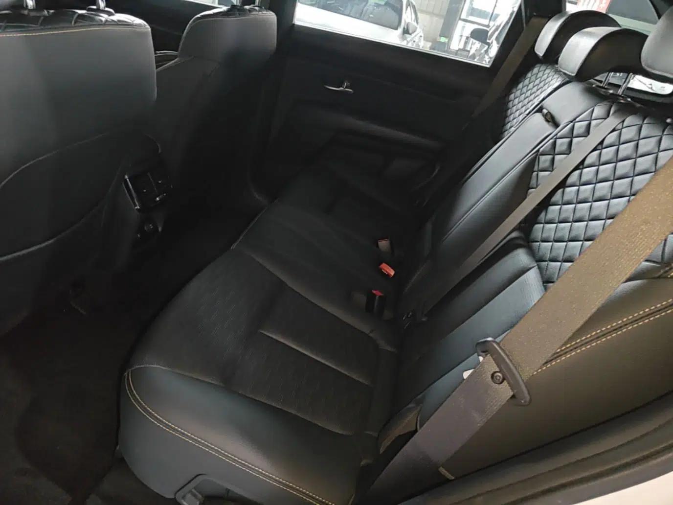 Used Kia KX7 2020 2.0T Automatic Two-Wheel Drive GLS 7-Seater — миниатюра 28