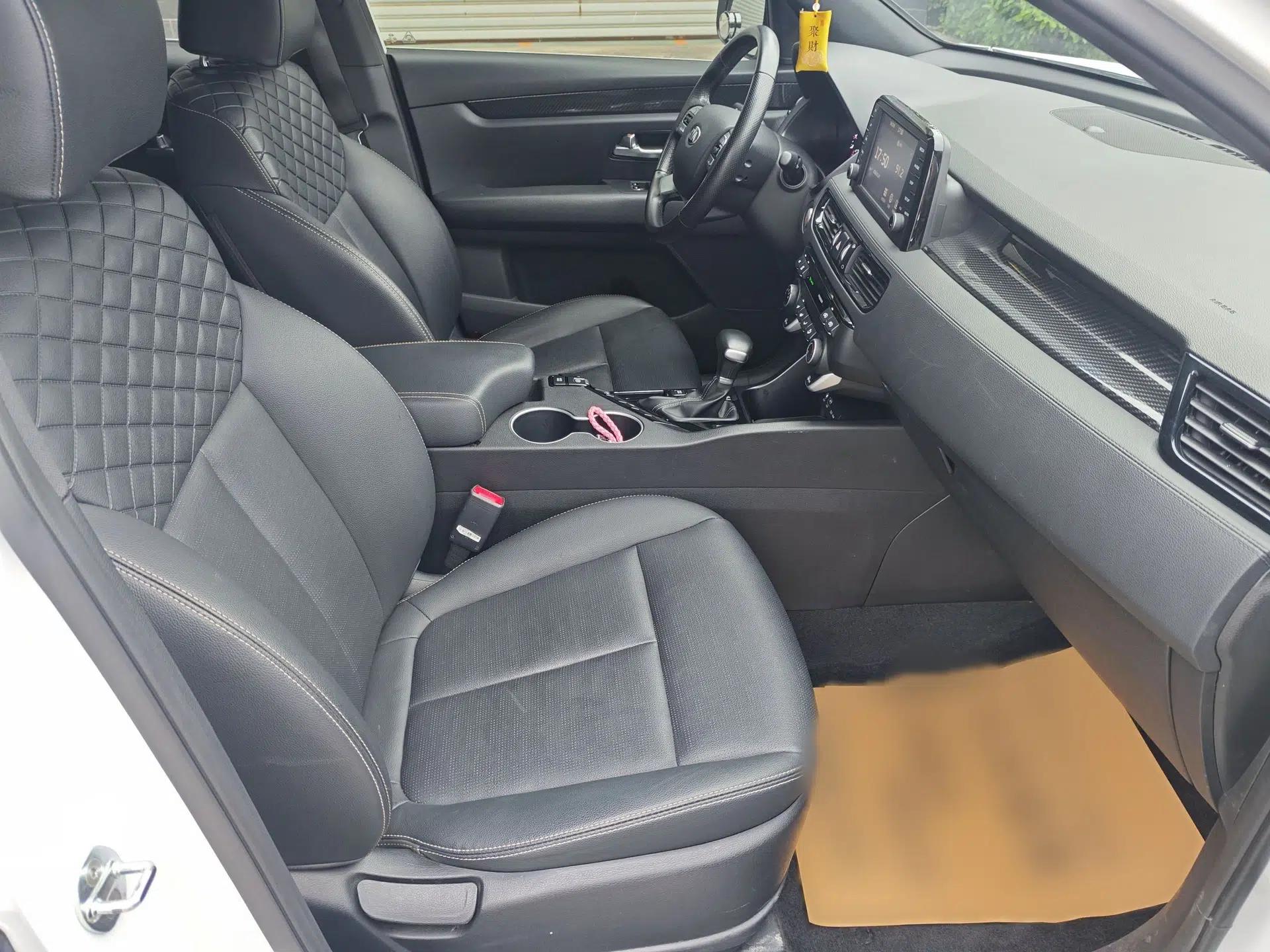 Used Kia KX7 2020 2.0T Automatic Two-Wheel Drive GLS 7-Seater — миниатюра 33
