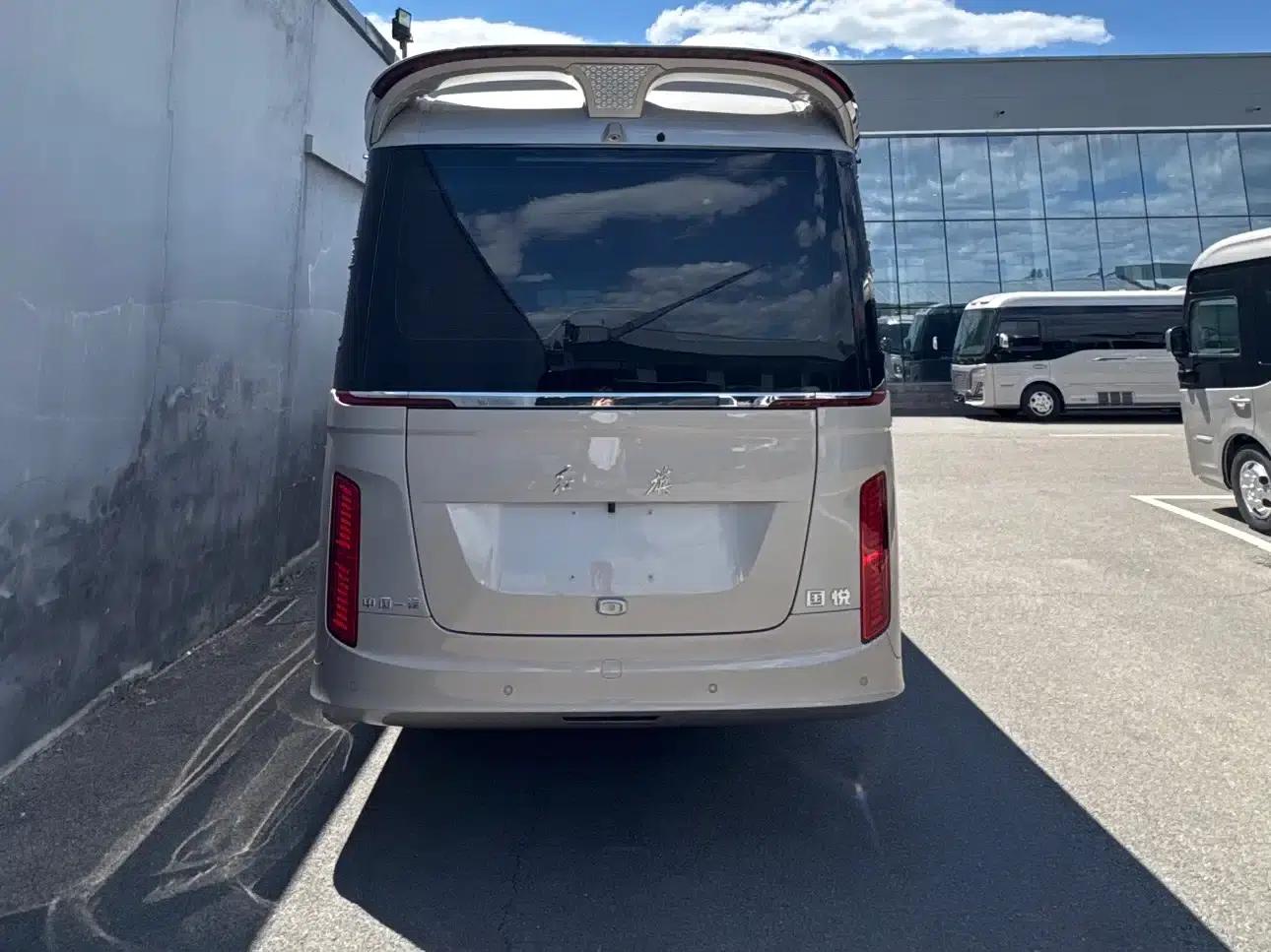 Hongqi Golden Sunflower Guoyue 2025 Model 3.0T 6-Seater — миниатюра 5