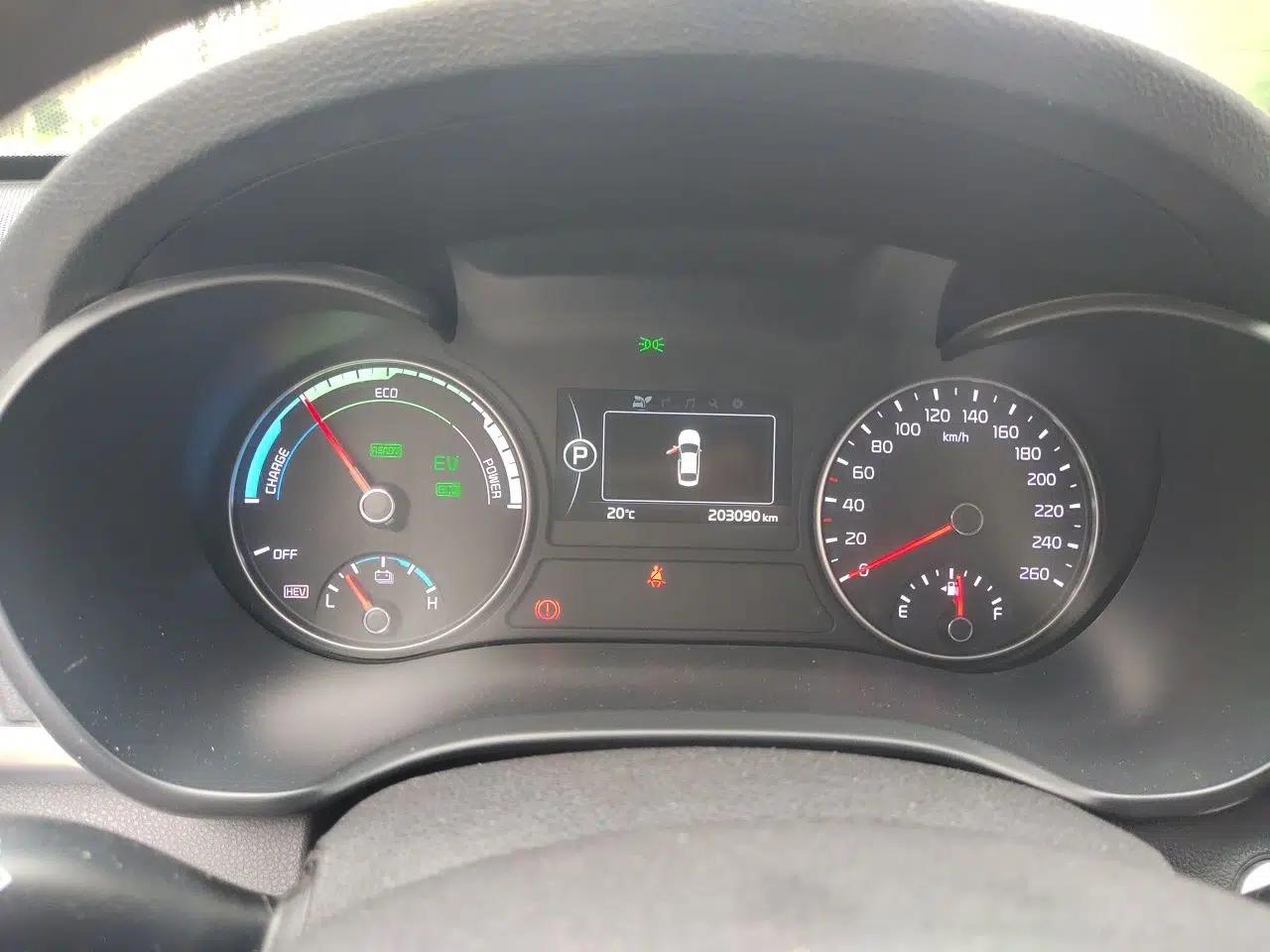 Used Kia K5 New Energy 2018 2.0L Smart Enjoyment Version — миниатюра 11