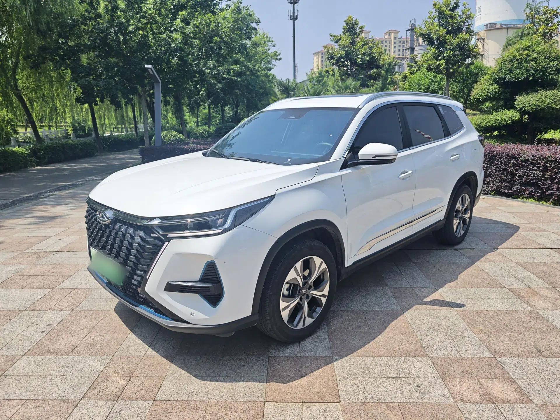 Used Chery Tiggo 8 PRO New Energy 2023 Champion Edition 1.5T 100km King's Version — миниатюра 1