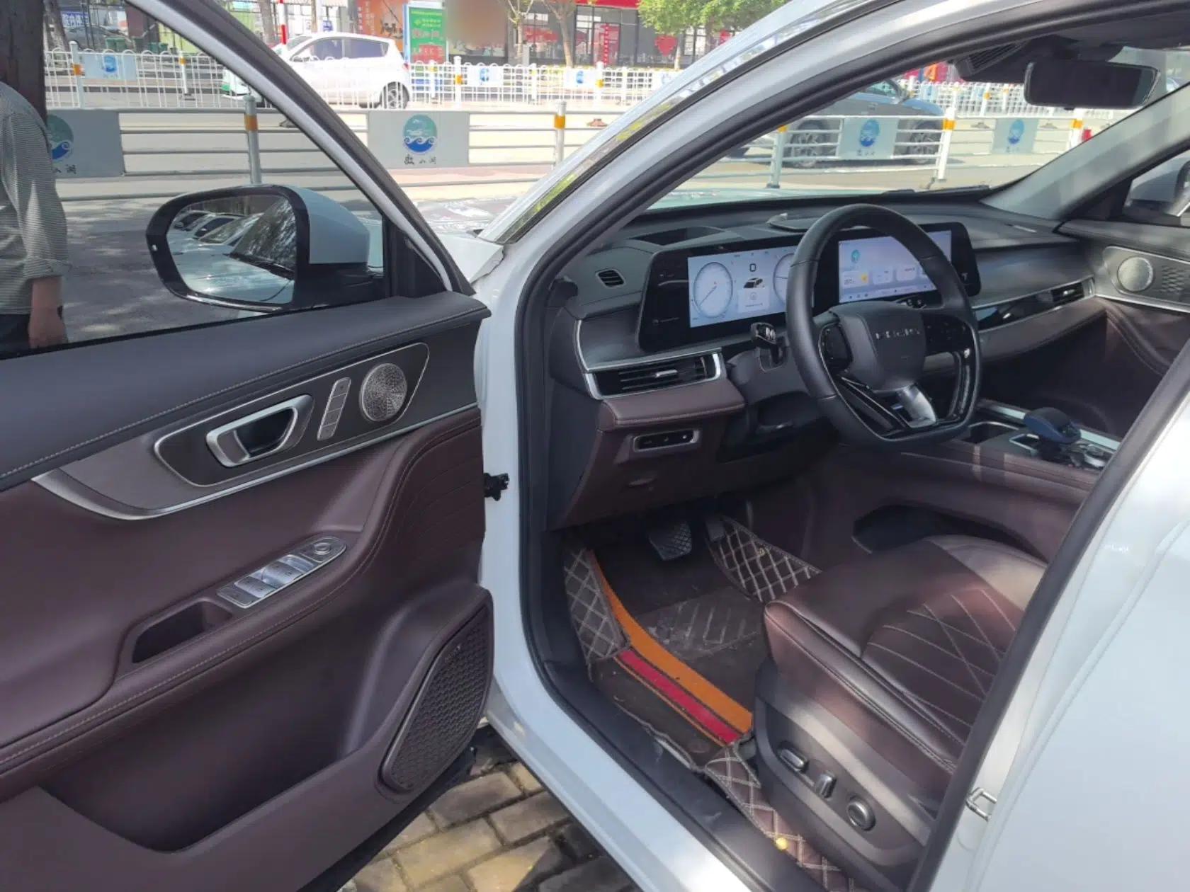 Used Chery Tiggo 8 PRO New Energy 2023 Champion Edition 1.5T 100km King's Version — миниатюра 24