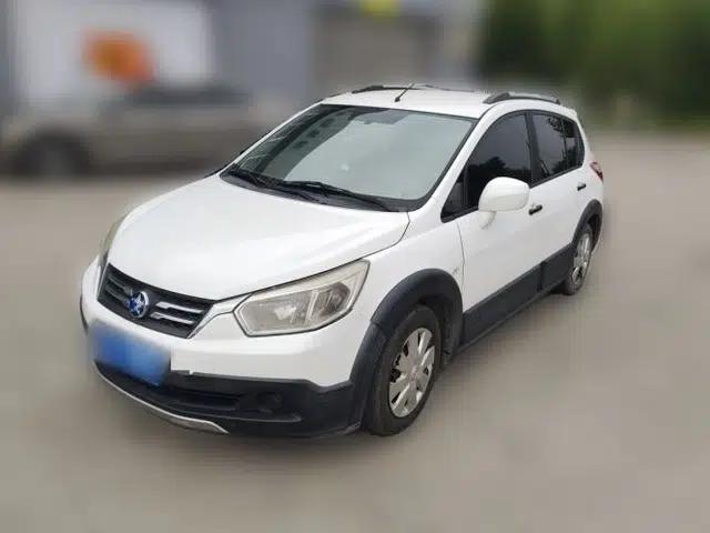 Used Venucia R50X 2015 1.6L Manual Trend Edition