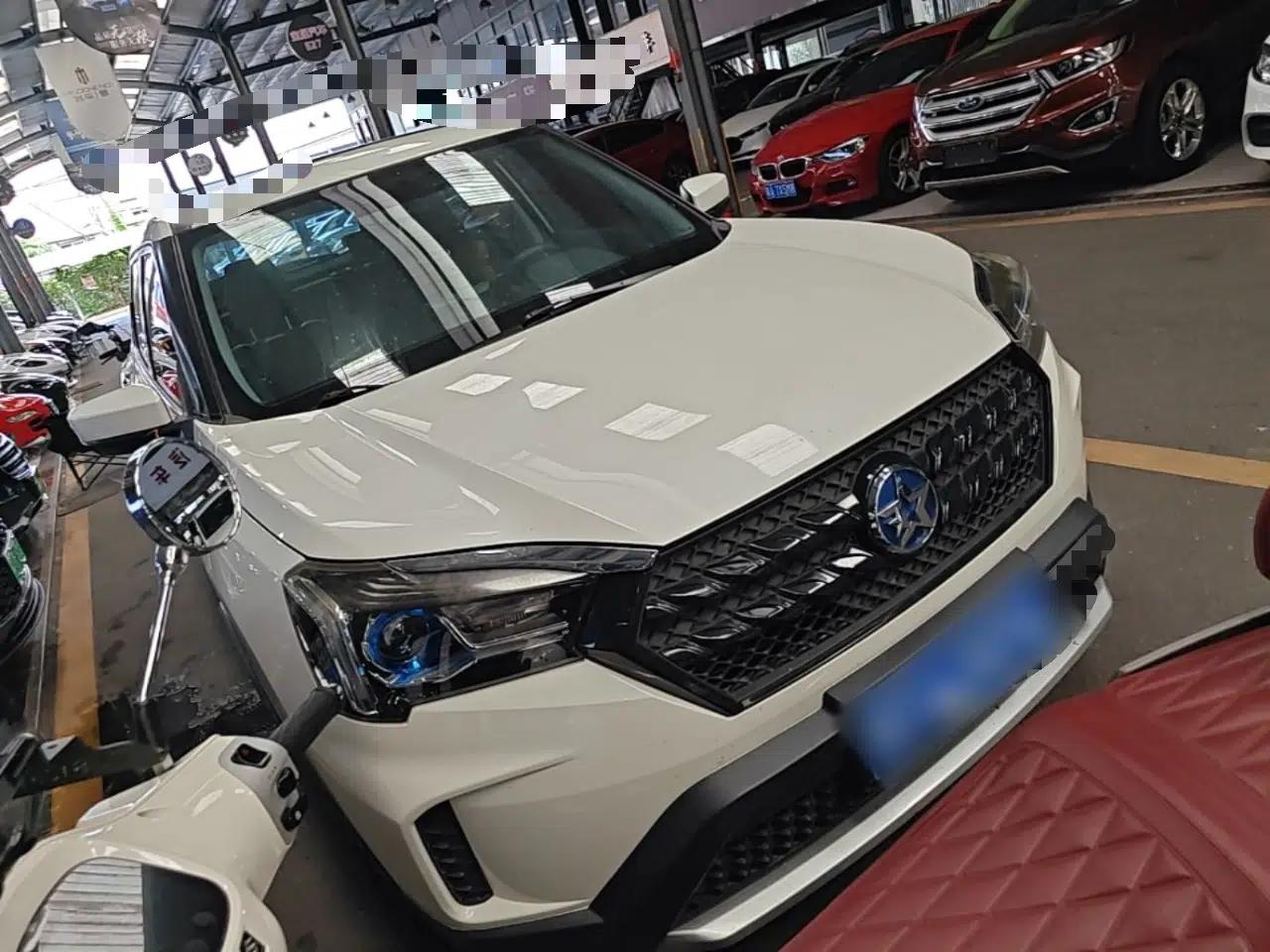 Used Venucia T60 2020 1.6L CVT Smart Drive Version China VI Standard — миниатюра 3