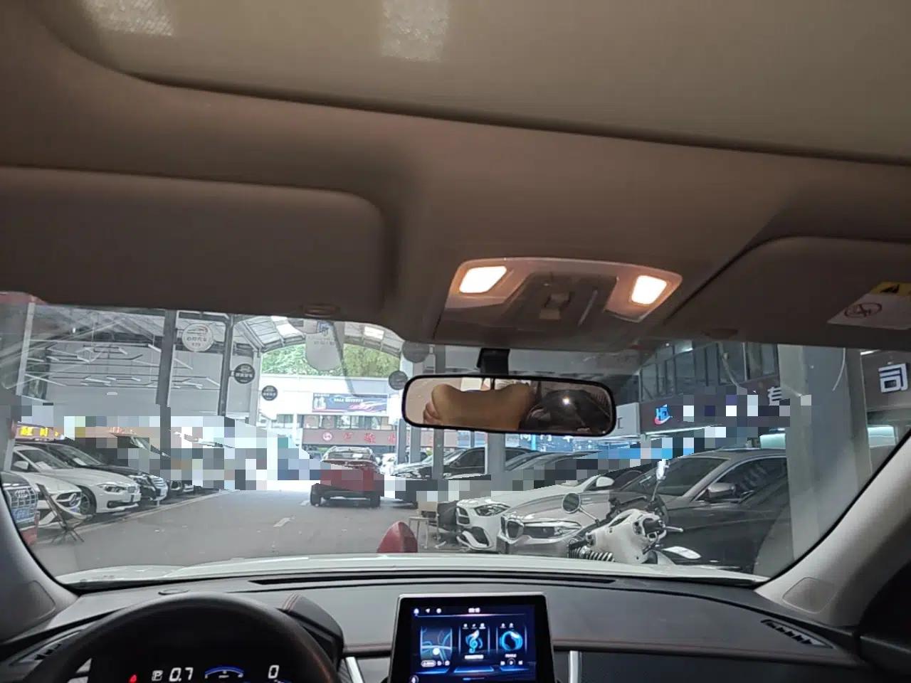 Used Venucia T60 2020 1.6L CVT Smart Drive Version China VI Standard — миниатюра 21
