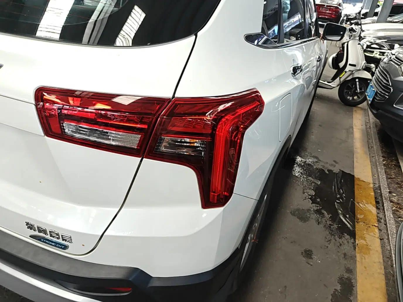 Used Venucia T60 2020 1.6L CVT Smart Drive Version China VI Standard — миниатюра 9