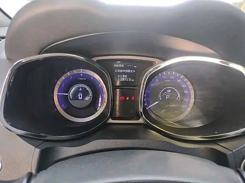 Refine S5 2015 1.5T Automatic Elite — миниатюра 12