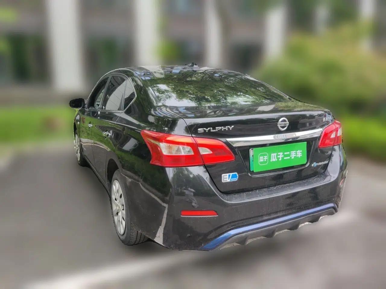 Used Nissan Sylphy EV  — миниатюра 4