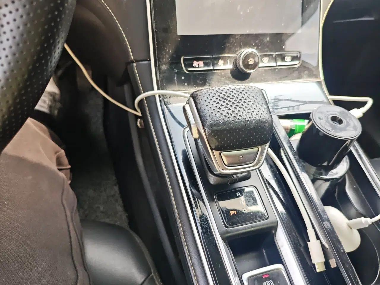 Used Roewe i6 MAX New Energy 2020 1.5T PHEV Sporty Cool Edition — миниатюра 14