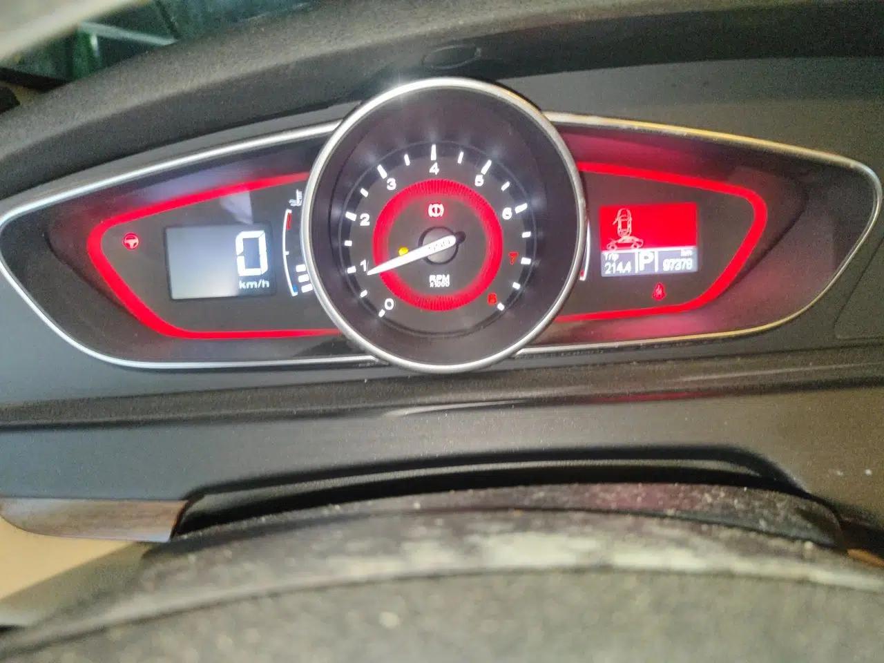 Used Roewe 550 2013 550D 1.8T Automatic Premium Edition — миниатюра 11