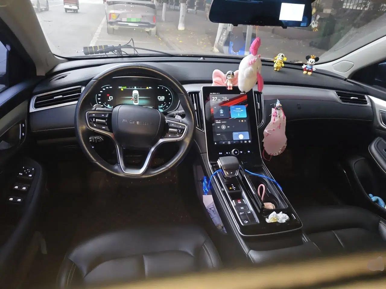 Used Roewe i6 MAX 2020 300TGI Automatic "Swell Cool Smart Drive" Edition — миниатюра 9