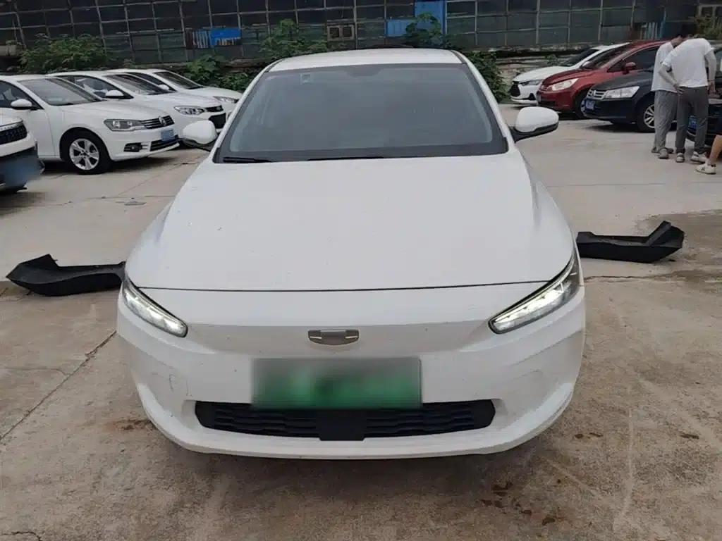 Geely Geometry A 2024 Model 410KM Travel Edition — миниатюра 3