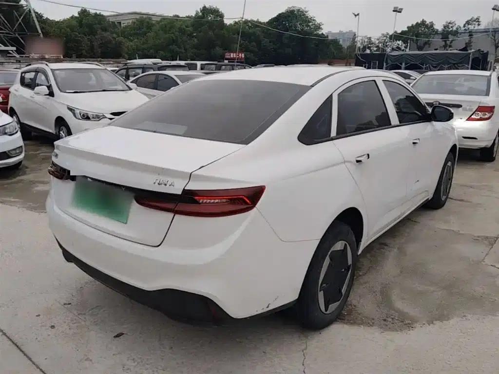 Geely Geometry A 2024 Model 410KM Travel Edition — миниатюра 7