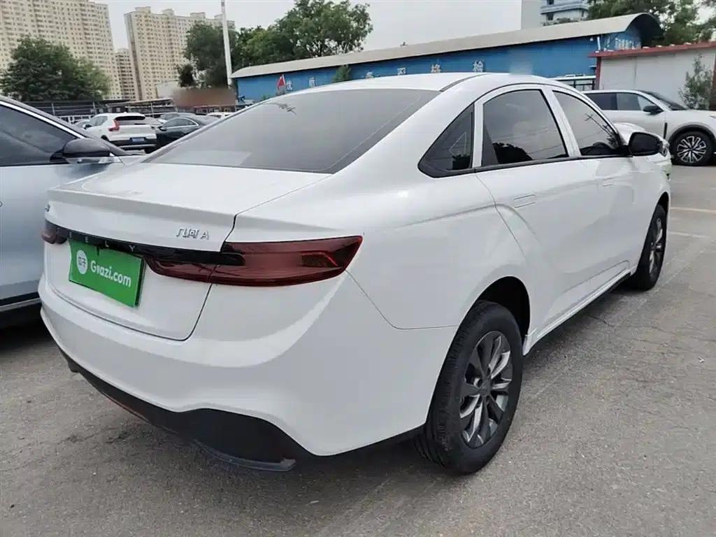 Geely Geometry A 2024 Model 410KM Travel Edition — миниатюра 7