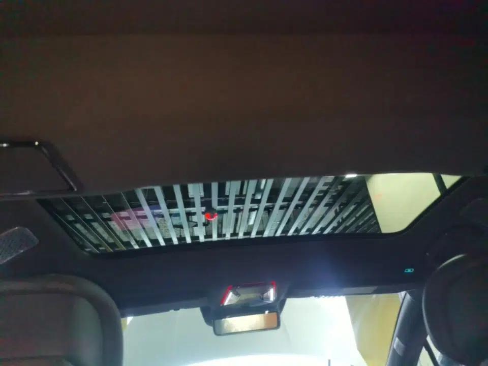 Used Denza Z9 2024 1100 km Four-Wheel Drive Max Version — миниатюра 21