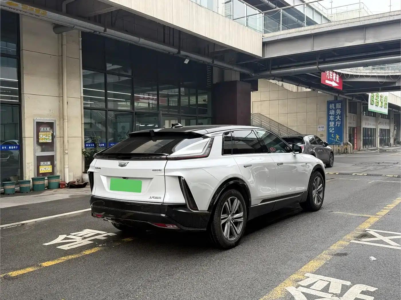iQ Ruige 2022 Rear-Wheel Drive Long-Range Luxury Edition — миниатюра 9