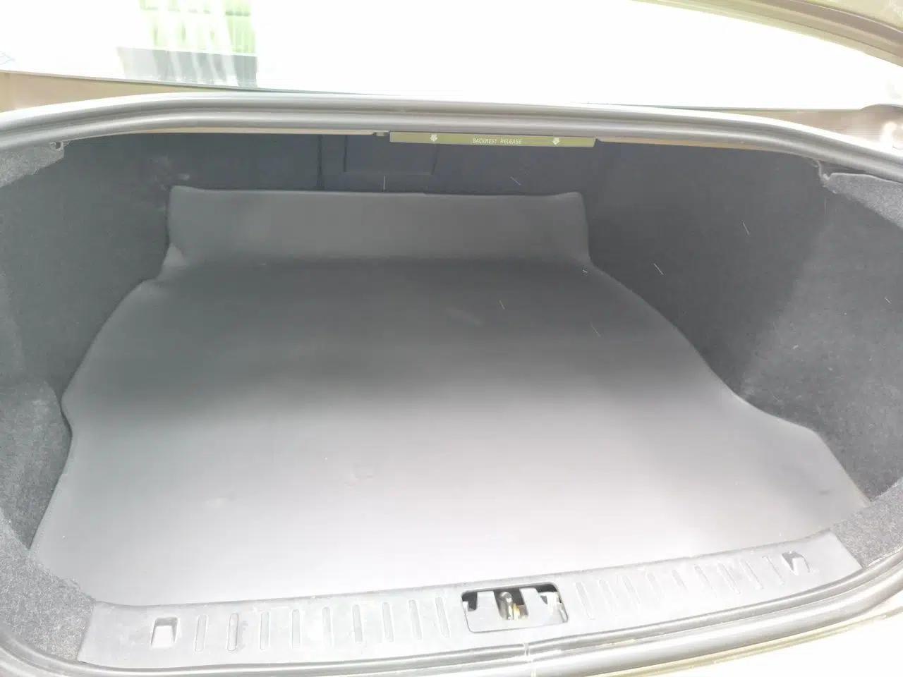 Used Volvo S80L 2011 2.0T ZhiZun Edition — миниатюра 19