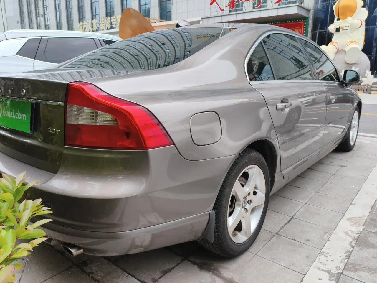 Used Volvo S80L 2011 2.0T ZhiZun Edition — миниатюра 6