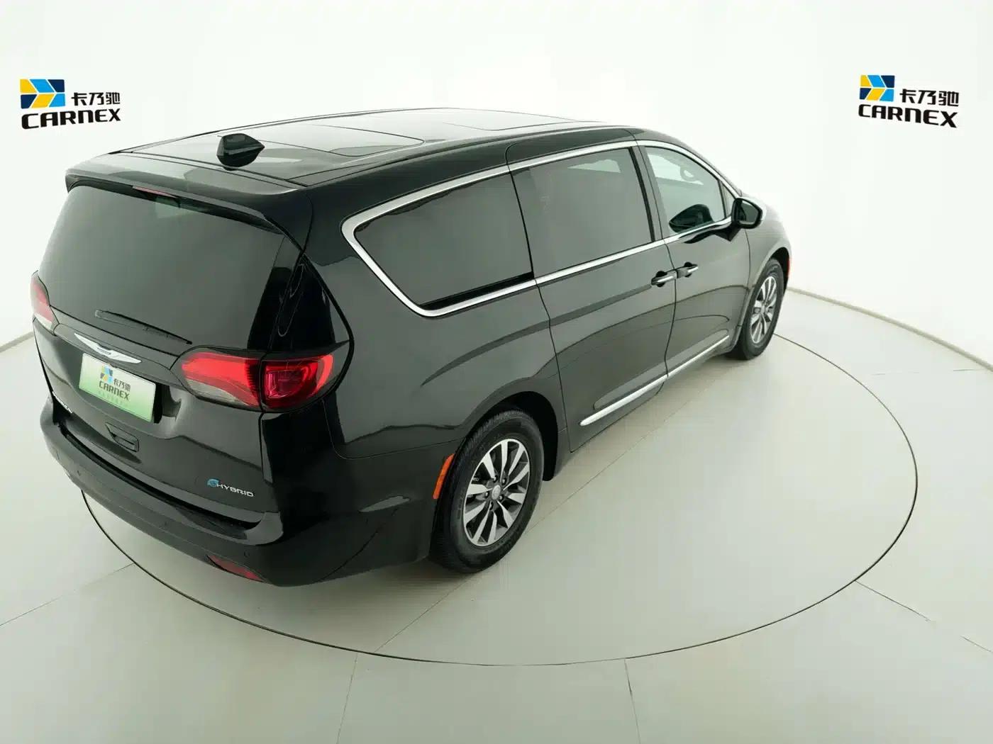 2019 Chrysler Grand Voyager PHEV (Imported) 3.6L Plug-in Hybrid — миниатюра 6