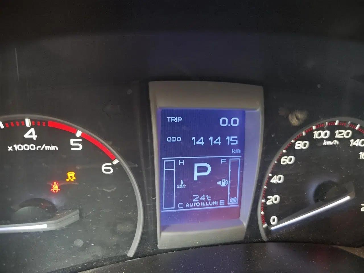 Used Isuzu D-MAX 2018 3.0T Four-Wheel Drive Automatic X-POWER Edition 4JJ1-TC HI — миниатюра 12