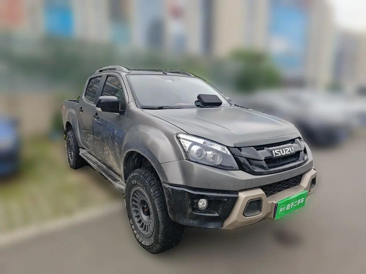 Used Isuzu D-MAX 2018 3.0T Four-Wheel Drive Automatic X-POWER Edition 4JJ1-TC HI — миниатюра 3
