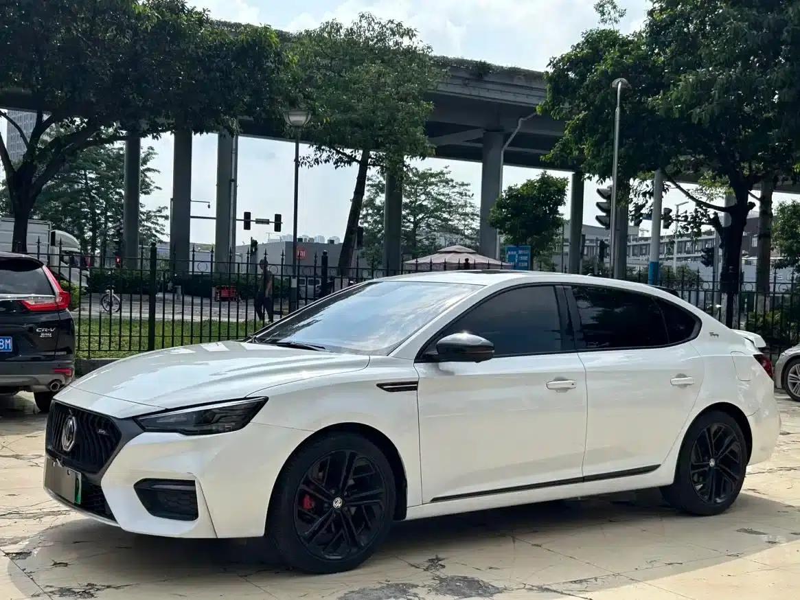 MG6 PHEV 2020 1.5T Hybrid Trophy Flagship Edition — миниатюра 1