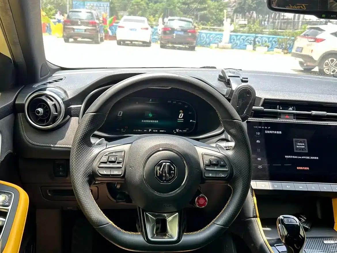 MG6 PHEV 2020 1.5T Hybrid Trophy Flagship Edition — миниатюра 18