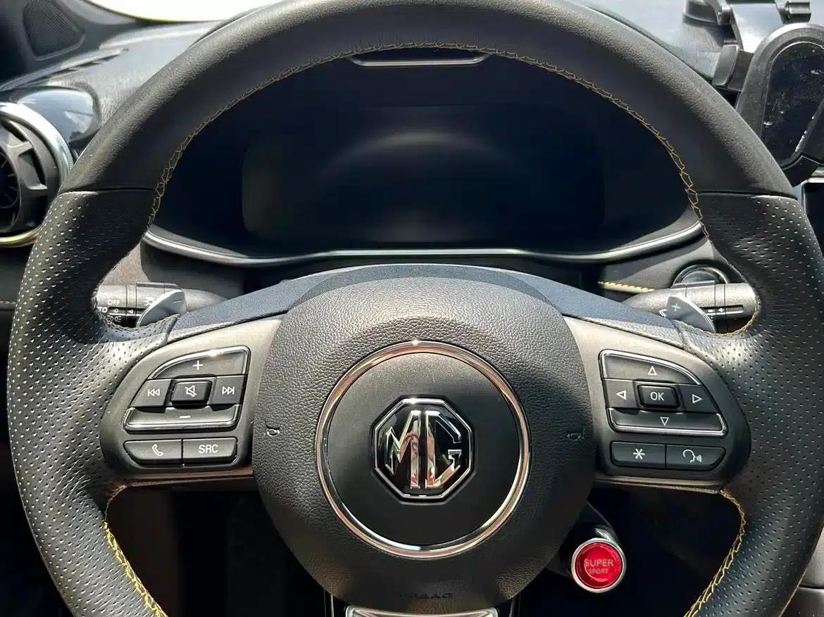 MG6 PHEV 2020 1.5T Hybrid Trophy Flagship Edition — миниатюра 10