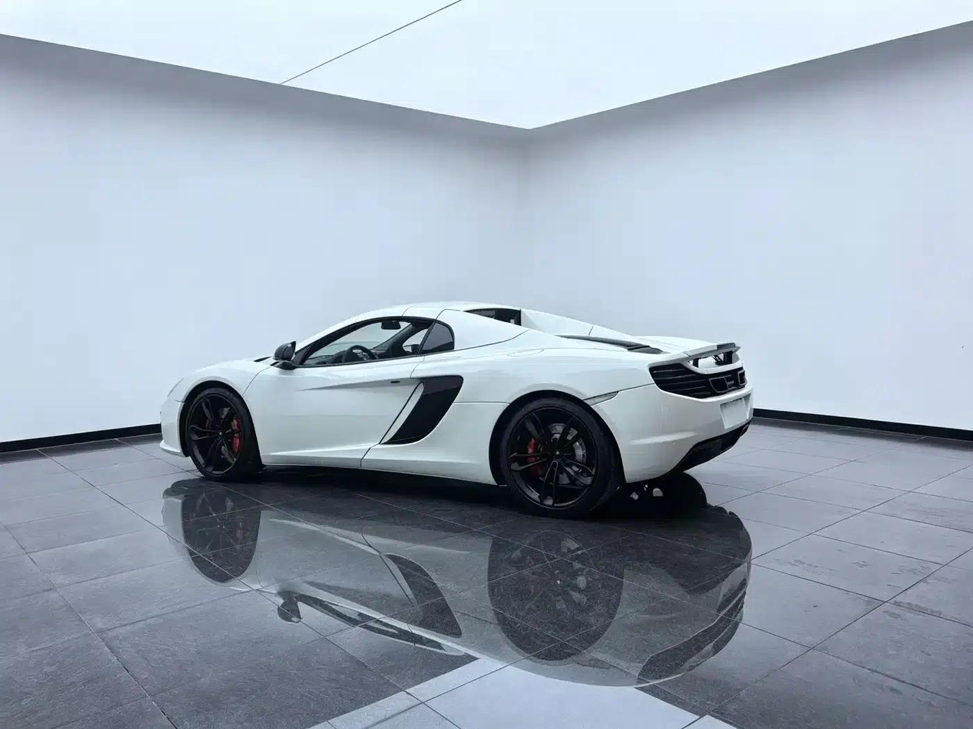 McLaren 12C 2013 3.8T SPIDER — миниатюра 4