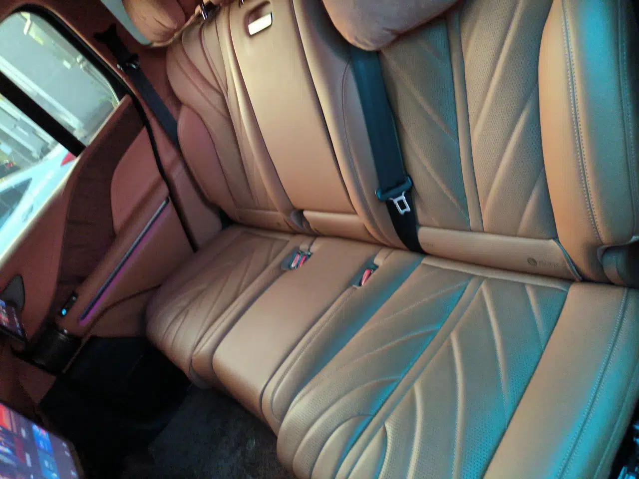 Used Yangwang U8 2023 Luxury Edition — миниатюра 17