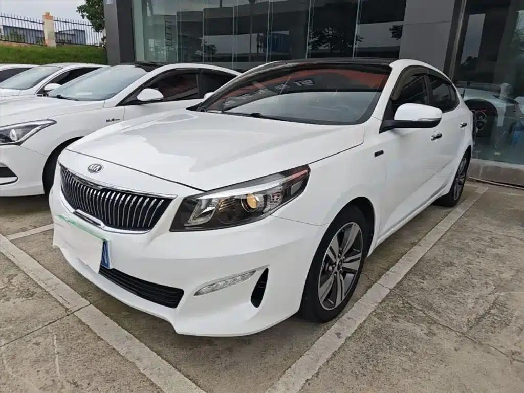 K5 2019 1.8L Automatic GLS — миниатюра 2